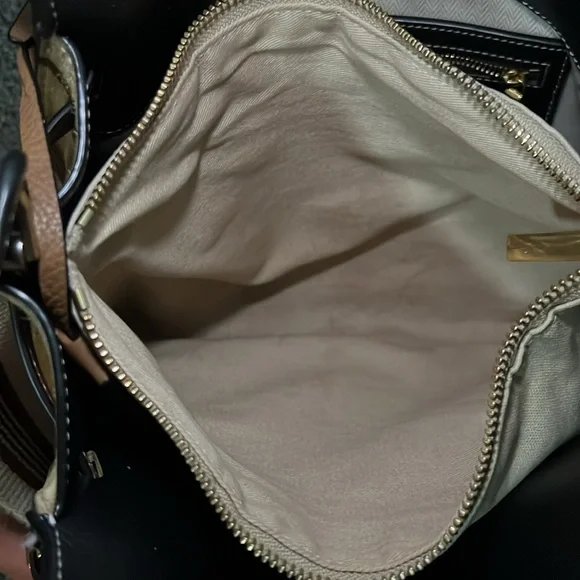 Tory Burch Brown Leather Shoulder Bag with Black Handles - Picture 14 of 16